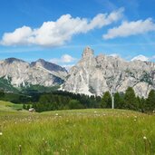 uetia piz arlara huette und dolomiten