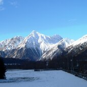 schnee im pfitschertal blick richtung daxspitze rotspitze